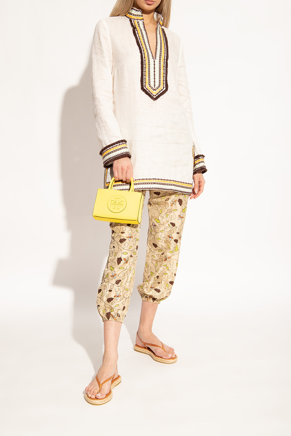 von maur tory burch sandals